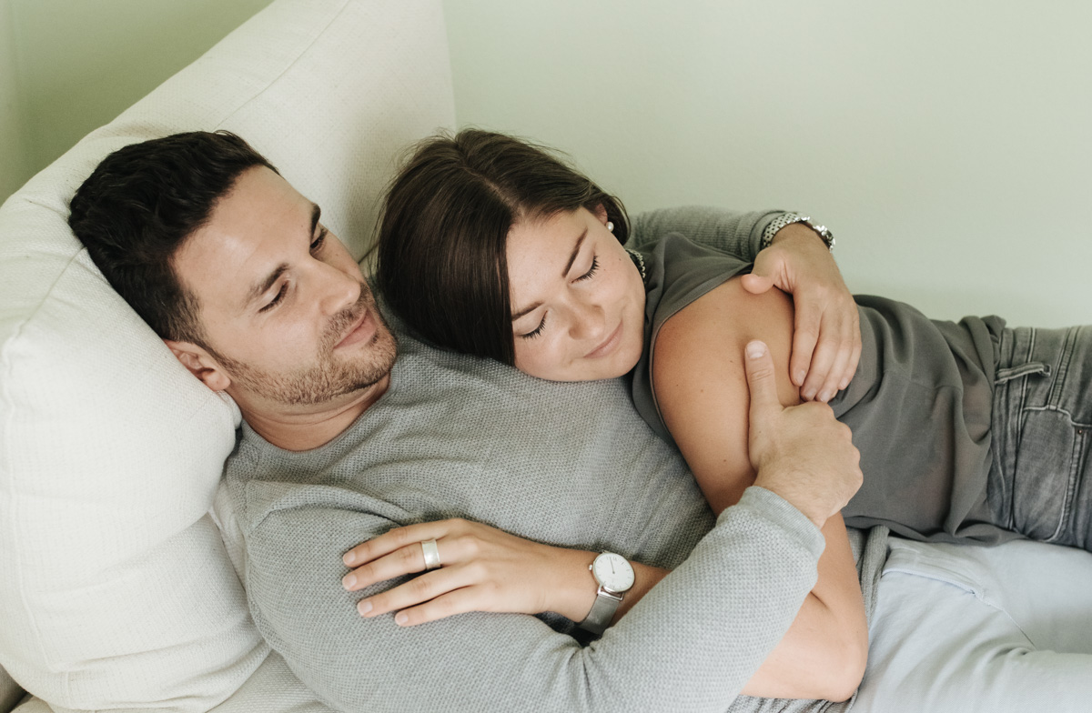 Simone und Tolga katharina-boeld-portraitfotografie-paarfotografie-people-horgau-augsburg (15 von 28)