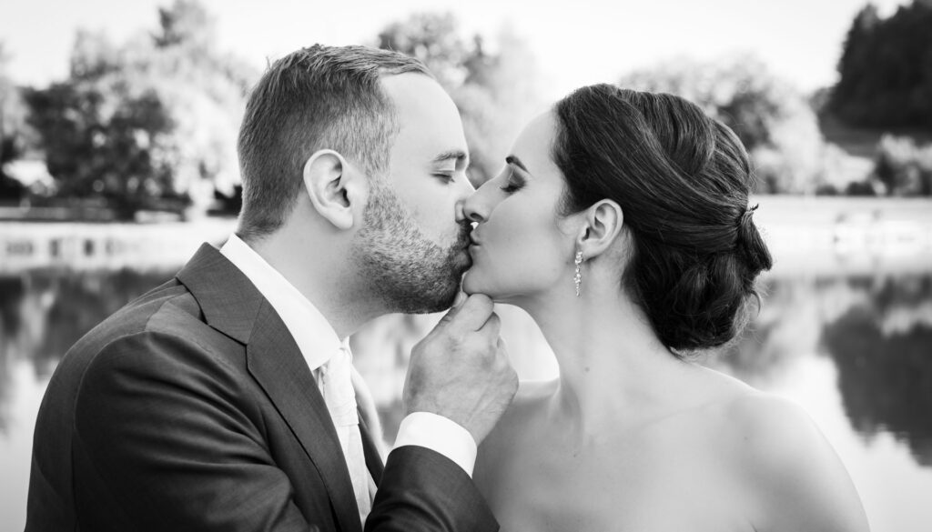 Verena und Florian katharina-boeld-hochzeitsfotografie-portraitfotografie-paarfotografie-people-horgau-augsburg-wedding (1 von 2)