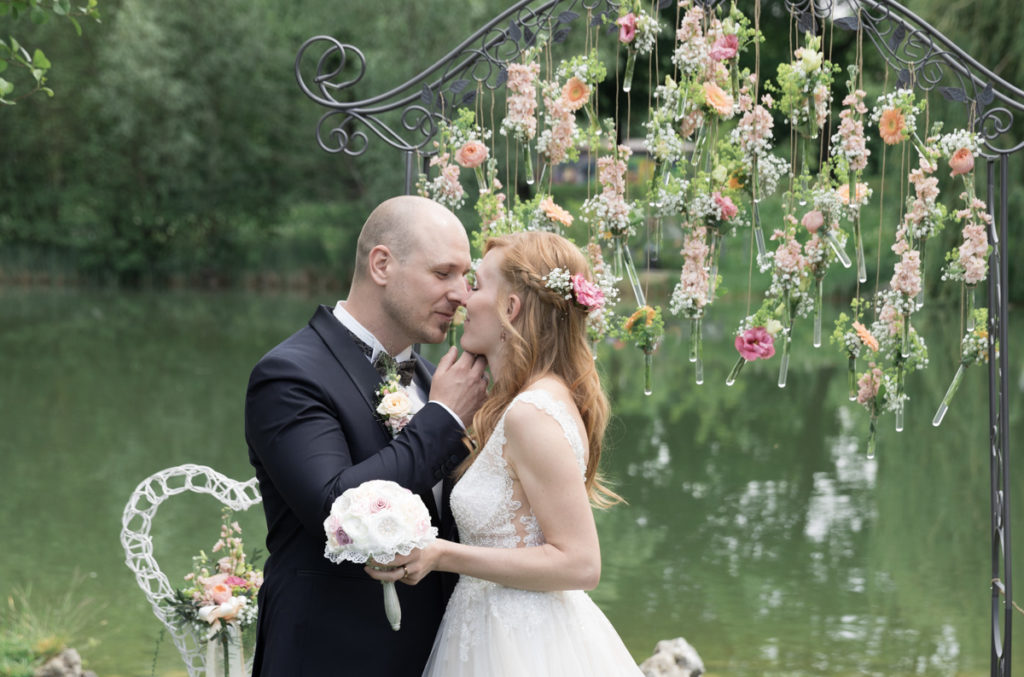 Nadine und Bennet - Hochzeitsfotograf - Wedding - Weddingphotography - Portrait - Fotografie - Fotograf Augsburg - Neugeborenen Fotografin - Newborn - Hochzeit - Katharina Böld Photography (19 von 61)