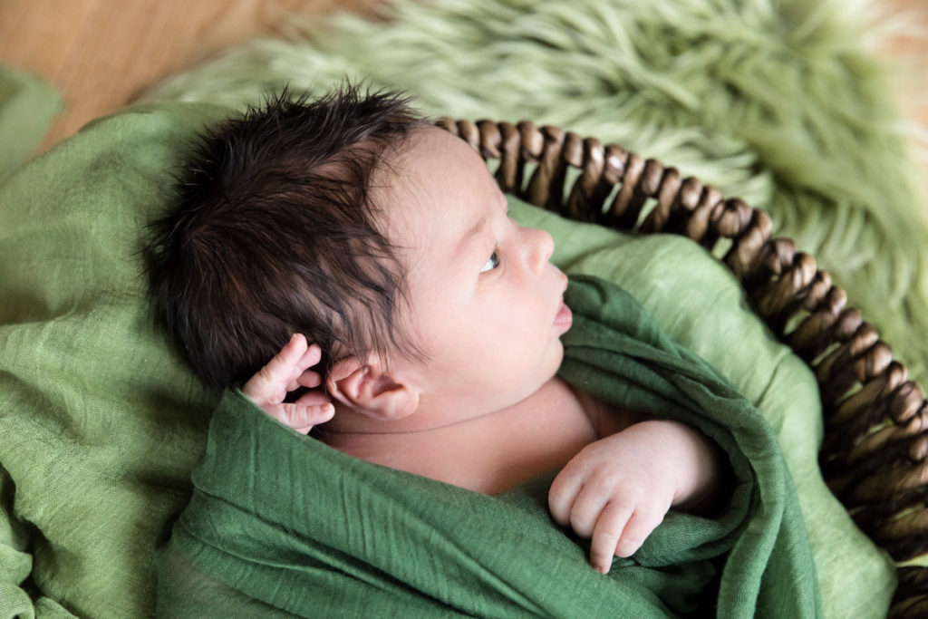 Newborn fotoshooting-katharina boeld photography-neugeborenen fotografie-augsburg-horgau-hochzeitsfotograf-fotograf-fotograf kommt nach hause-boeld-katharina-baby-portrait-paarshooting (7 von 8)