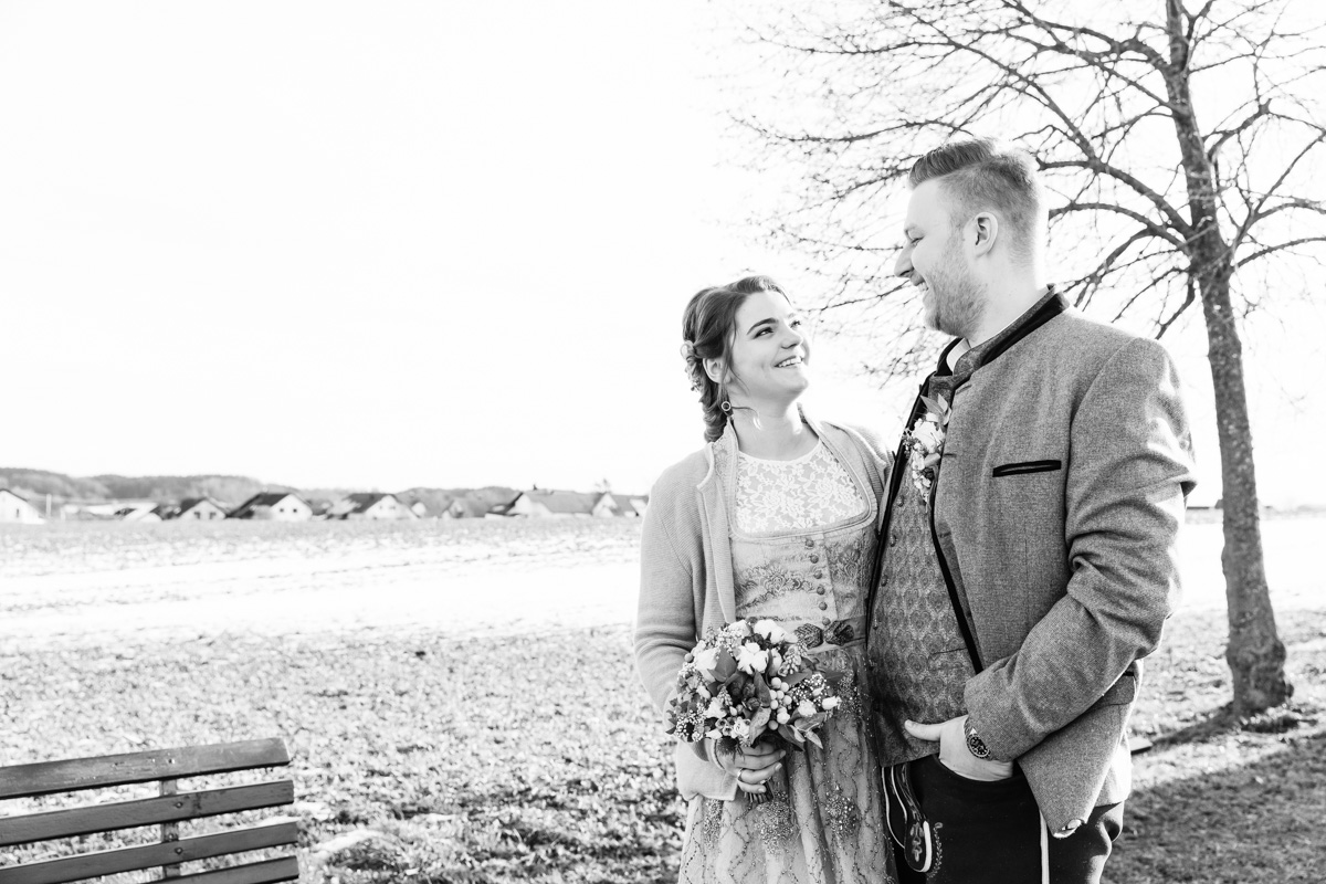 Hochzeitsfotograf wertingen-lauingen-offingen-gundremingen-horgau-hochzeit-horgau- boeld-katharina-baby-portrait-paarshooting (1 von 18)